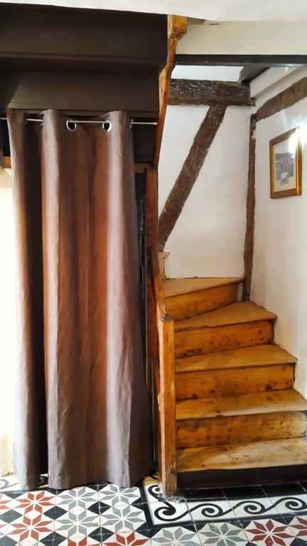 Holiday home Les Hirondelles *